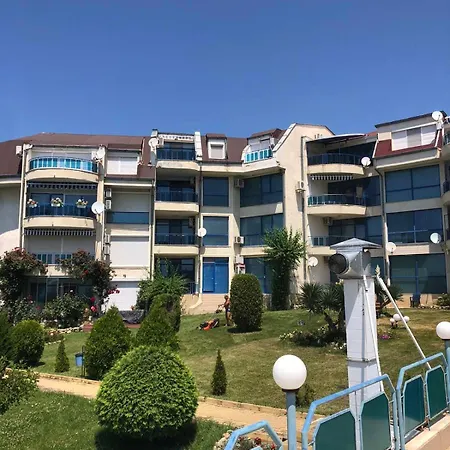 Relax In Riviera Apartman *